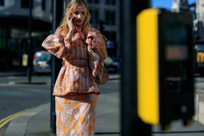 floral, flowers, graphic bag, graphic jacket, graphic skirt, leather bag, pink skirt, printed bag, printed jacket, printed skirt, street style, jonathan paciullo, FW, frenchystyle, fashion week, LFW, LONDON, AUTUMN WINTER 2018-2019, AW 18-19, FALL WINTER 2018-2019, FW 18-19, horizontal, atmosphere details, detail