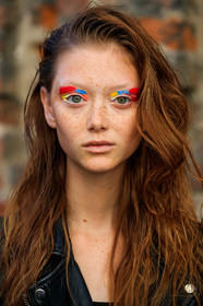 model, Sara Grace Wallerstedt, eye make up, make up, make up details, eyeshadows, multicolor eyeshadows, freckles, close up detail, fashion week, frenchystyle, FW, jonathan paciullo, street style, vertical, atmosphere details, detail, MFW, MILAN, SPRING SUMMER 2020, SS 20