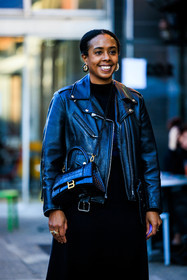 details, balenciaga hourglass black bag, black leather jacket, black pearl creole earrings, fashion week, frenchystyle, FW, jonathan paciullo, street style, NYFW, NEW YORK, AUTUMN WINTER 2022-2023, FALL WINTER 2022_2023, FW 22-23, vertical, atmosphere details