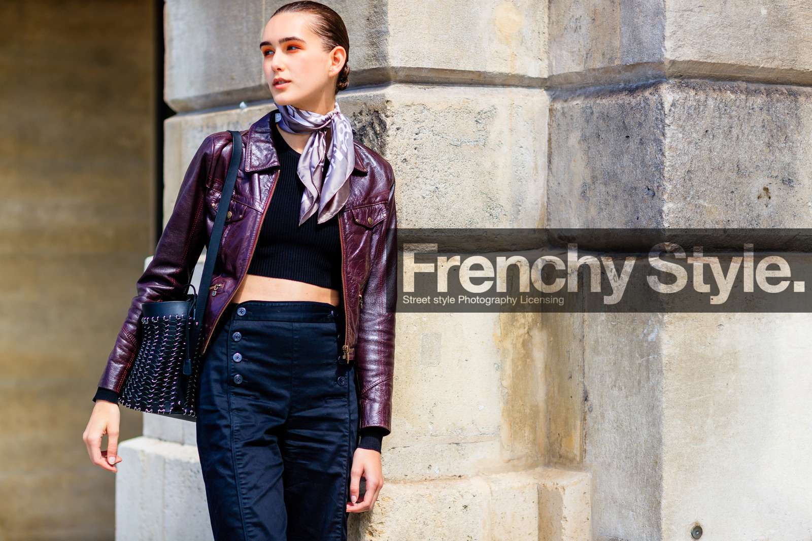 alexia bellini, atmosphere details, AUTUMN WINTER 2016-2017, AW 16-17, beige scarf, black bag, black pants, bordeaux, burgundy, detail, embroidered bag, eyeshadow, FALL WINTER 2016-2017, fashion week, frenchystyle, FW, FW 16-17, HAUTE COUTURE, high heels, horizontal, jonathan paciullo, leather bag, leather jacket, MENSWEAR, model, PARIS, PFW, printed scarf, pulled back hair, red jacket, skincare, street style, trousers, wet hair