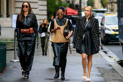 leather total look, black leather jumpsuit, black leather skirt, black leather shirt, black leather dress, black leather boots, black leather sandals, white leather sandals, bottega veneta shoes, plaited sandals, long sleeves jumpsuit, brown leather bag, brown leather belt, belt bag, zipped jumpsuit, animal skin belt, animal skin bag, black sunglasses, chain earrings, dangling earrings, button skirt, long skirt, beige leather top, sleeveless top, high boots, black jacket, checked jacket, fashion week, frenchystyle, FW, jonathan paciullo, street style, SPRING SUMMER 2020, SS 20, PFW, PARIS, horizontal, atmosphere details, full length