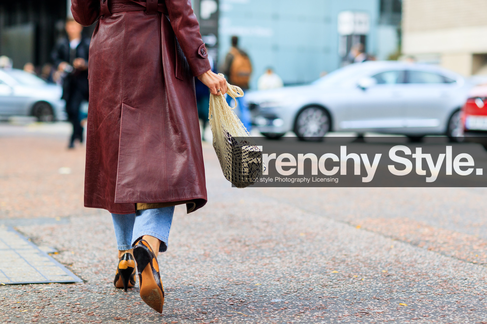 atmosphere details, blue denim, denim pants, detail, fashion week, frenchystyle, FW, high heels, horizontal, jeans, jonathan paciullo, leather coat, leather shoes, LFW, LONDON, net shopper, red coat, SPRING SUMMER 2018, SS 18, street style, trousers