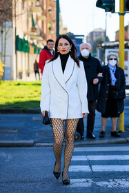 fishnet stockings, black fishnets, black stilettos, pearl earrings, white dres, blazer dress, mini bag, black mini bag, red lips, fashion week, frenchystyle, FW, jonathan paciullo, street style, vertical, full length
