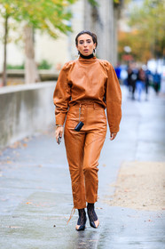 pearl earrings, hoop earrings, dangling earrings, camel leather pants, camel leather top, high collar top, balloon sleeves, delvaux bag, belt bag, mini bag, letter printed bag, fendi socks, black socks, black leather shoes, white leather shoes, bicolor shoes, laced pants, fashion week, frenchystyle, FW, jonathan paciullo, street style, SPRING SUMMER 2020, SS 20, PFW, PARIS, vertical, full length