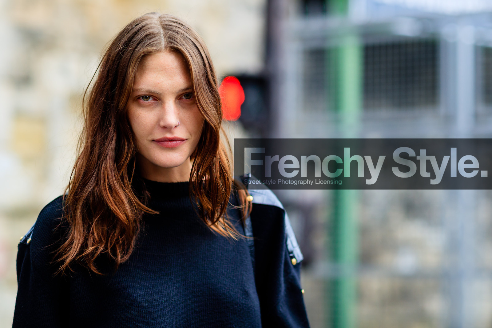 atmosphere details, black sweater, cat mc neil, detail, fashion week, frenchystyle, FW, horizontal, jonathan paciullo, long hair, model, natural, PARIS, PFW, portrait, SPRING SUMMER 2017, SS 17, street style