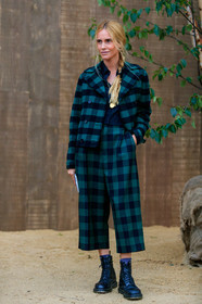 blanca miro scrimieri, checked jacket, checked pants, checked suits, green jacket, green pants, green suits, black jacket, black pants, black suits, black shirt, black leather boots, laced boots, doc marteens shoes, cropped pants, carrot pants, dior total look, fashion week, frenchystyle, FW, jonathan paciullo, street style, SPRING SUMMER 2020, SS 20, PFW, PARIS, vertical, full length
