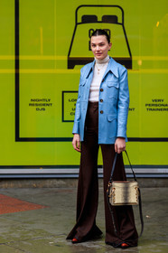 animal print, beige bag, blue jacket, brown pants, graphic bag, leather bag, leather jacket, madelynn furlong, necklace, printed bag, snake print, trousers, turtleneck sweater, white sweater, wide pants, LONDON, LFW, fashion week, frenchystyle, FW, jonathan paciullo, street style, AUTUMN WINTER 2019-2020, AW 19-20, FW 19-20, FALL WINTER 2019-2020, vertical, full length