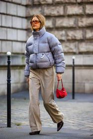 puffed jacket, grey jacket, winter jacket, orange glasses, oatmeal pants, flared pants, red handbag, prada handbag, prada nylon, black boots, street style, jonathan paciullo, FW, frenchystyle, fashion week, AUTUMN WINTER 2022-2023, FALL WINTER 2022_2023, FW 22-23, PFW, PARIS, full length, vertical