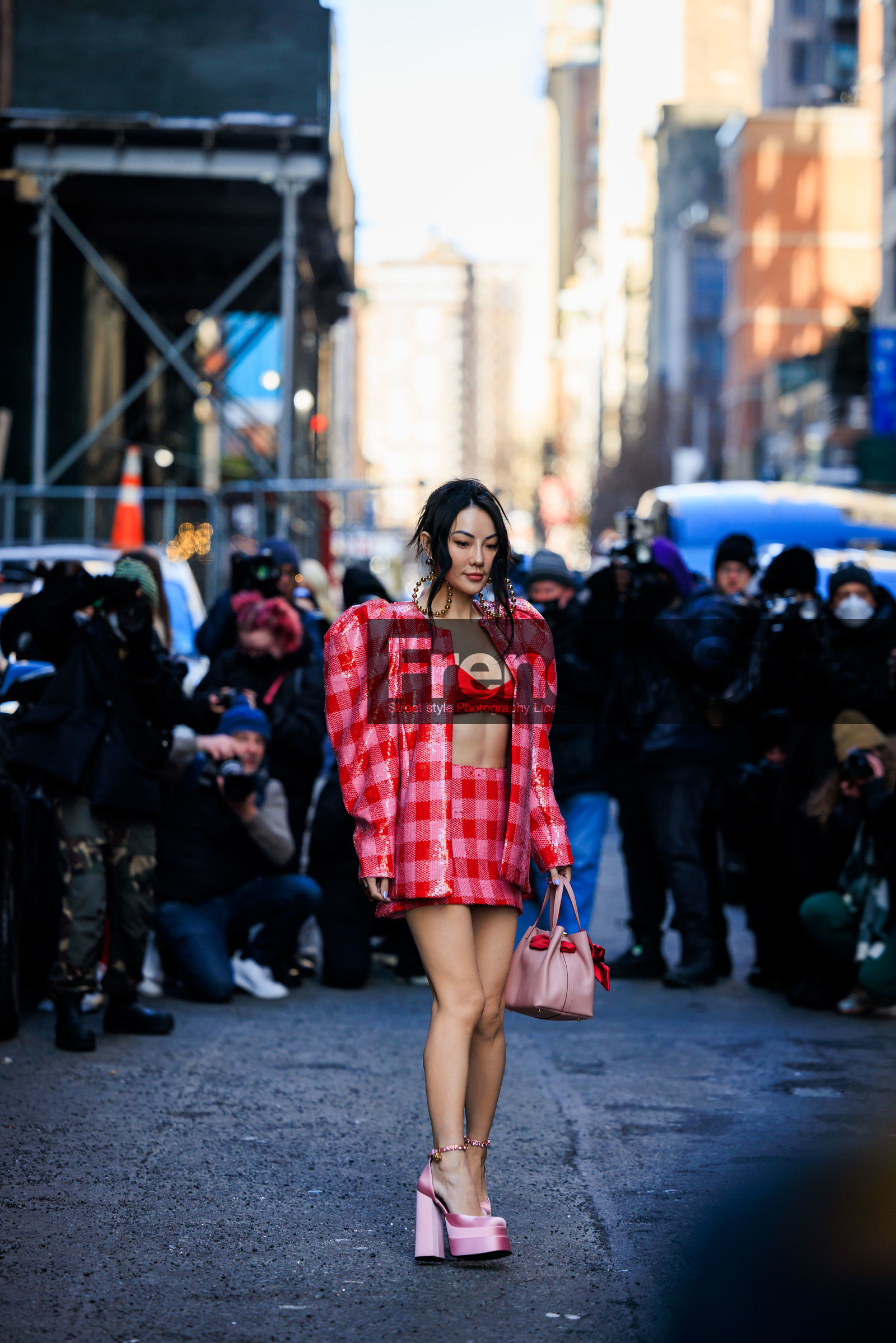 bow handbag, red bow bag, pink handbag, big golden loops, golden pearl earrings, red bra, sequins blazer, sequins skirt, red and pink sequins, silk high heels, silk pumps, pink pumps, pink high heels, jessica wang, fashion week, frenchystyle, FW, jonathan paciullo, street style, NYFW, NEW YORK, AUTUMN WINTER 2022-2023, FALL WINTER 2022_2023, FW 22-23, vertical, full length