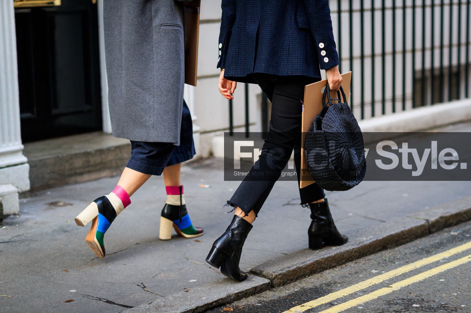 black bag, black denim, black shoes, blazer, blue jacket, denim pants, graphic bag, grey coat, high heels, jeans, leather bag, leather shoes, multicolor shoes, printed shoes, sunglasses, trousers, fashion week, frenchystyle, FW, jonathan paciullo, street style, LFW, LONDON, AUTUMN WINTER 2018-2019, AW 18-19, FALL WINTER 2018-2019, FW 18-19, horizontal, atmosphere details, detail