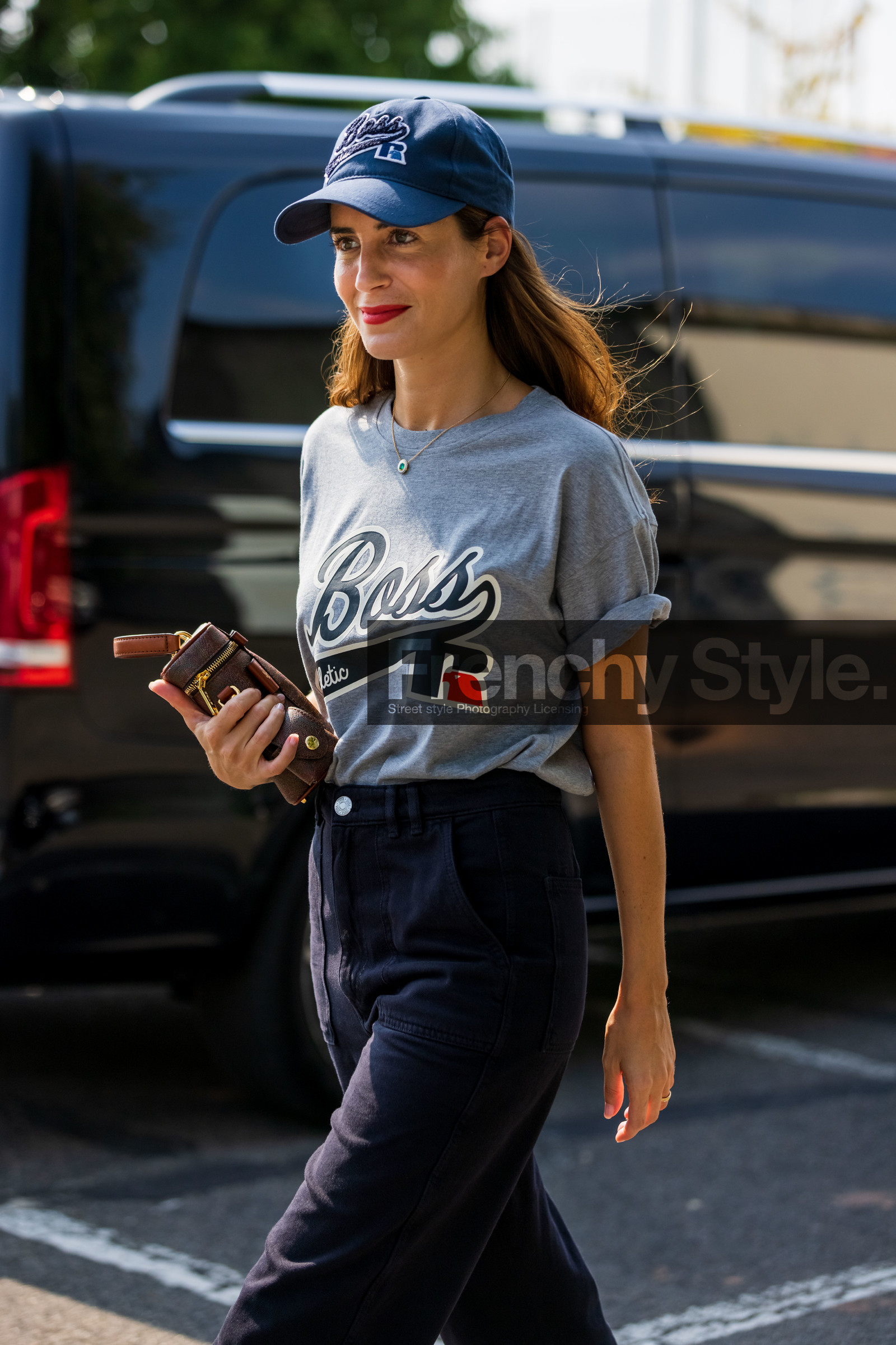 blue cap, blue pants, boss cap, boss t-shirt, cap, Gala Gonzalez, grey t-shirt, large pants, louis vuitton bag, red lips, dark blue pants, fashion week, frenchystyle, FW, jonathan paciullo, street style, MFW, MILAN, SPRING SUMMER 2022, SS 22, vertical, atmosphere details, detail
