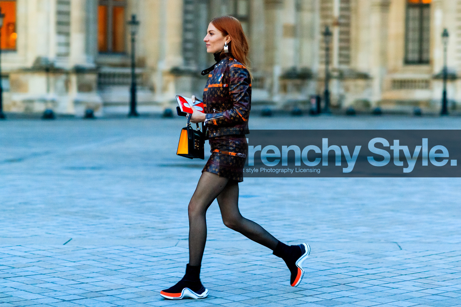 black bag, black jacket, black shoes, black skirt, earrings, graphic jacket, leather bag, leather jacket, leather shoes, leather skirt, louis vuitton, monogram, printed jacket, tights, PARIS, PFW, street style, jonathan paciullo, FW, frenchystyle, fashion week, AUTUMN WINTER 2019-2020, AW 19-20, FALL WINTER 2019-2020, FW 19-20, horizontal, atmosphere details, full length