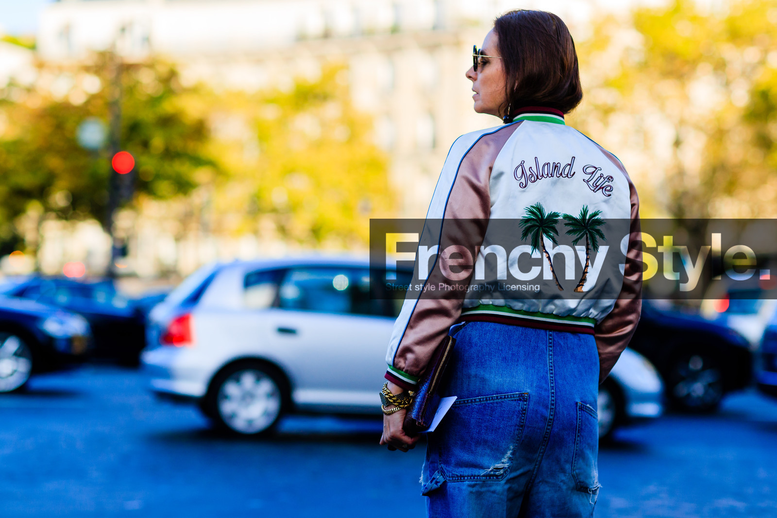 atmosphere details, back detail, blue denim, bomber jacket, denim pants, detail, embroidered jacket, fashion week, frenchystyle, FW, horizontal, jeans, jonathan paciullo, PARIS, PFW, printed jacket, SPRING SUMMER 2017, SS 17, street style, sunglasses, trousers