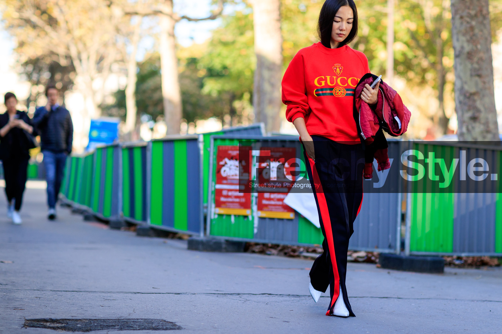 atmosphere details, detail, fashion week, frenchystyle, FW, geometric, graphic jumpsuit, horizontal, jonathan paciullo, PARIS, PFW, printed jumpsuit, red bag, red jumpsuit, sacai, see through, SPRING SUMMER 2017, SS 17, street style, striped jumpsuit, stripes, yoyo cao