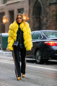 balenciaga, black bag, black pants, black sweater, fur jacket, golden shoes, graphic bag, leather bag, leather shoes, printed bag, sunglasses, trousers, yellow fur, yellow jacket, street style, jonathan paciullo, frenchystyle, NYFW, NEW YORK, AUTUMN WINTER 2019-2020, AW 19-20, FALL WINTER 2019-2020, FW 19-20, fashion week, FW, vertical, full length