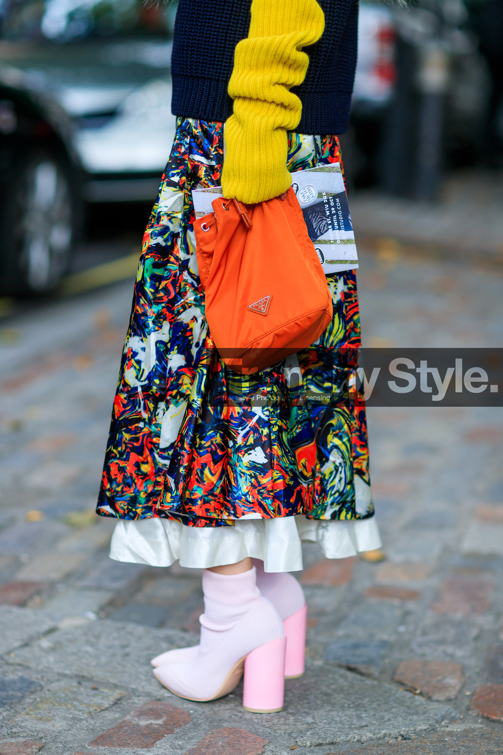 atmosphere details, detail, fashion week, floral, flowers, frenchystyle, FW, graphic dress, high heels, jonathan paciullo, leather bag, leather shoes, LFW, LONDON, multicolor skirt, orange bag, pink boots, prada, printed dress, SPRING SUMMER 2018, SS 18, street style, vertical
