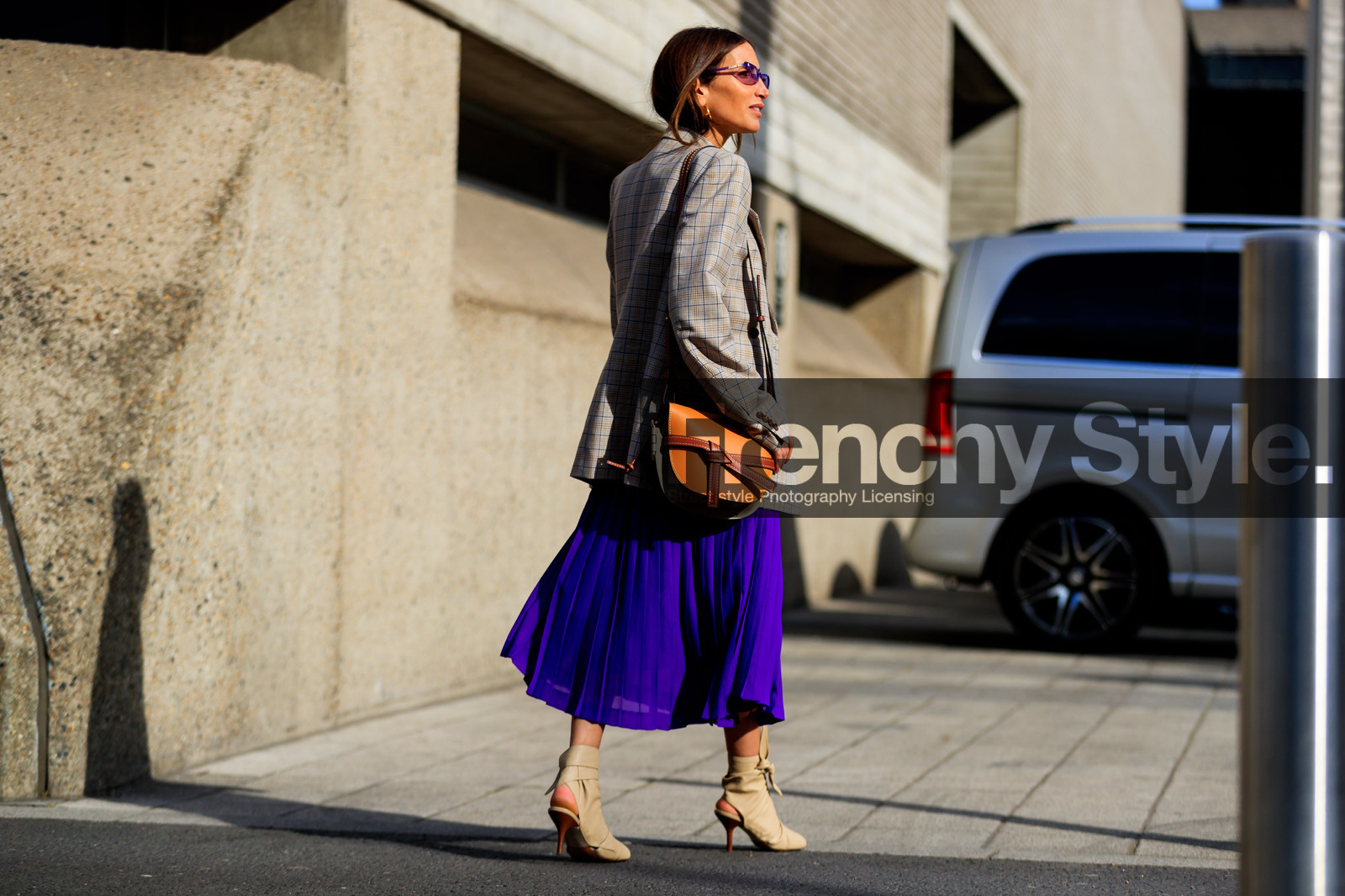 beige boots, beige jacket, checked, graphic jacket, high heels, leather shoes, plaid, pleated skirt, printed jacket, purple skirt, sunglasses, street style, jonathan paciullo, FW, frenchystyle, fashion week, LFW, LONDON, AUTUMN WINTER 2018-2019, AW 18-19, FALL WINTER 2018-2019, FW 18-19, horizontal, atmosphere details, full length, chloe loulou de saison