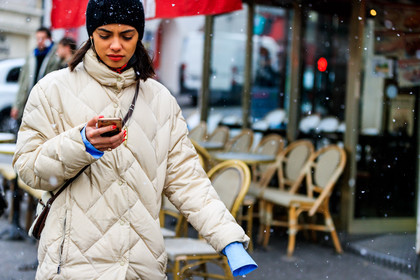 black beanie, white coat, white jacket, fashion week, frenchystyle, FW, jonathan paciullo, street style, PFW, PARIS, AUTUMN WINTER 2018-2019, FALL WINTER 2018-2019, FW 18-19, horizontal, atmosphere details