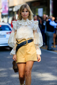 white blouse, lace blouse, ruffle blouse, high collar blouse, bottega veneta belt, big belt, big buckle belt, light yellow shorts, fendi baguette bag, fendi bag, hand bag, monogrammed bag, brown leather bag, plumetis blouse, polka dots blouse, fashion week, frenchystyle, FW, jonathan paciullo, street style, vertical, atmosphere details, detail, MFW, MILAN, SPRING SUMMER 2020, SS 20