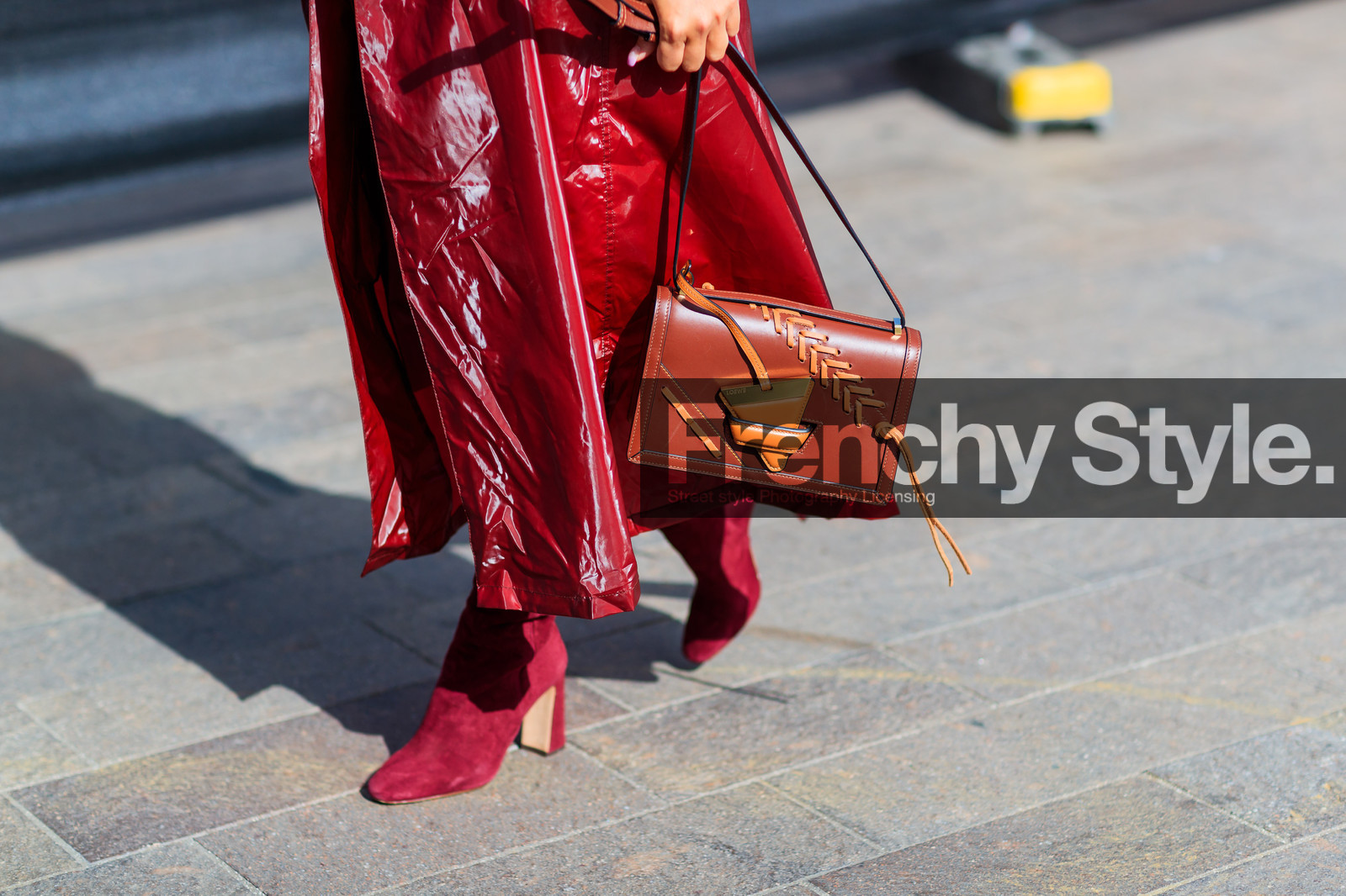 atmosphere details, brown bag, detail, fashion week, frenchystyle, FW, graphic bag, high heels, horizontal, jonathan paciullo, leather bag, leather coat, leather shoes, LFW, loewe, LONDON, printed bag, red boots, red coat, SPRING SUMMER 2018, SS 18, street style