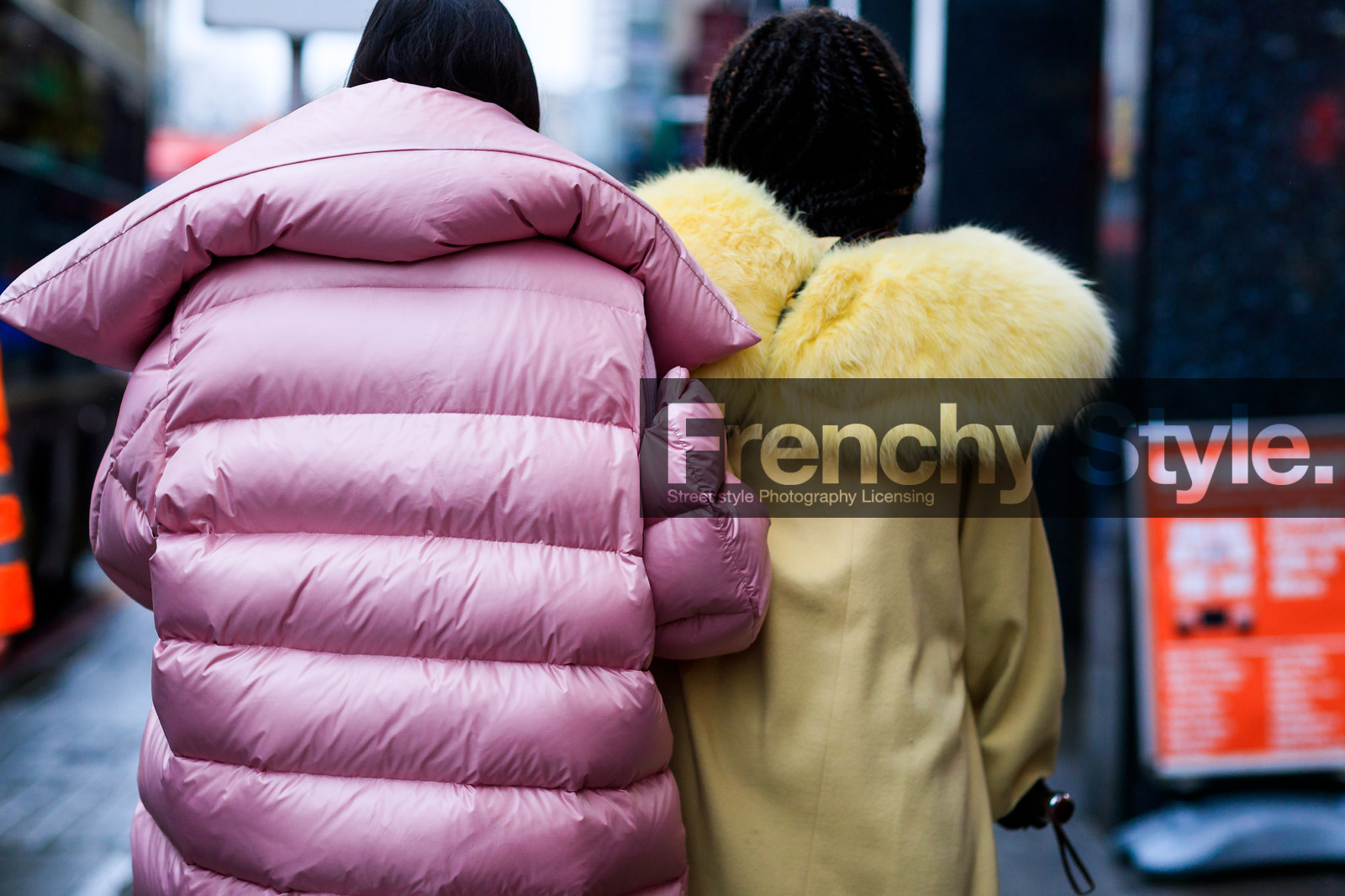 down jacket, fur collar, pink jacket, yellow fur, yellow jacket, street style, jonathan paciullo, FW, frenchystyle, fashion week, LFW, LONDON, AUTUMN WINTER 2018-2019, AW 18-19, FALL WINTER 2018-2019, FW 18-19, horizontal, atmosphere details, detail