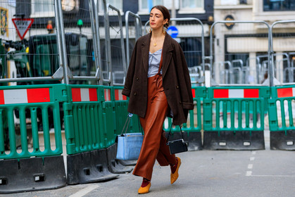 black bag, blue bag, brown jacket, brown pants, camera, high heels, leather bag, leather pants, leather shoes, striped shirt, suspenders, trousers, yellow shoes, street style, jonathan paciullo, FW, frenchystyle, fashion week, LFW, LONDON, AUTUMN WINTER 2018-2019, AW 18-19, FALL WINTER 2018-2019, FW 18-19, horizontal, atmosphere details, full length