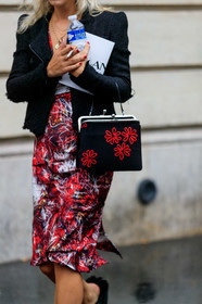 close up detail, black bag, floral printed bag, floral embroidered bag, red skirt, spots printed skirt, mid long skirt, black jacket, tweed jacket, fashion week, frenchystyle, FW, jonathan paciullo, street style, SPRING SUMMER 2020, SS 20, PFW, PARIS, vertical, atmosphere details, detail