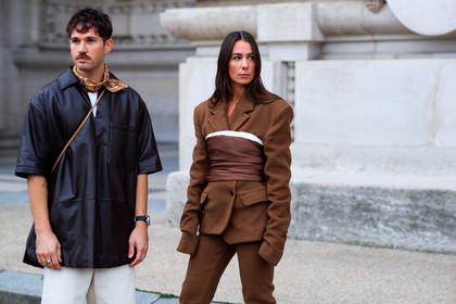 alice & j.s, alice barbier, JS roques, brown leather shirt, brown jacket, brown pants, brown suits, brown scarf, belted jacket, belt scarf, camel scarf, fashion week, frenchystyle, FW, jonathan paciullo, street style, PFW, PARIS, SPRING SUMMER 2021, SS 21, horizontal, atmosphere details, detail