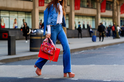 atmosphere details, AUTUMN WINTER 2017-2018, AW 17-18, blue denim, bow collar, denim jacket, denim pants, detail, Doina Ciobanu, FALL WINTER 2017-2018, fashion week, frenchystyle, FW, FW 17-18, gucci, high heels, horizontal, jeans, jonathan paciullo, leather bag, leather shoes, LFW, LONDON, pink shoes, red bag, street style, sunglasses, trousers, white shirt