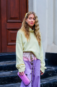belt, denim pants, earrings, emili sindlev, hair clip, jeans, leather bag, pink bag, pink denim, trousers, turtleneck sweater, wide pants, yellow sweater, LONDON, LFW, fashion week, frenchystyle, FW, jonathan paciullo, street style, AUTUMN WINTER 2019-2020, AW 19-20, FW 19-20, FALL WINTER 2019-2020, vertical, atmosphere details, detail