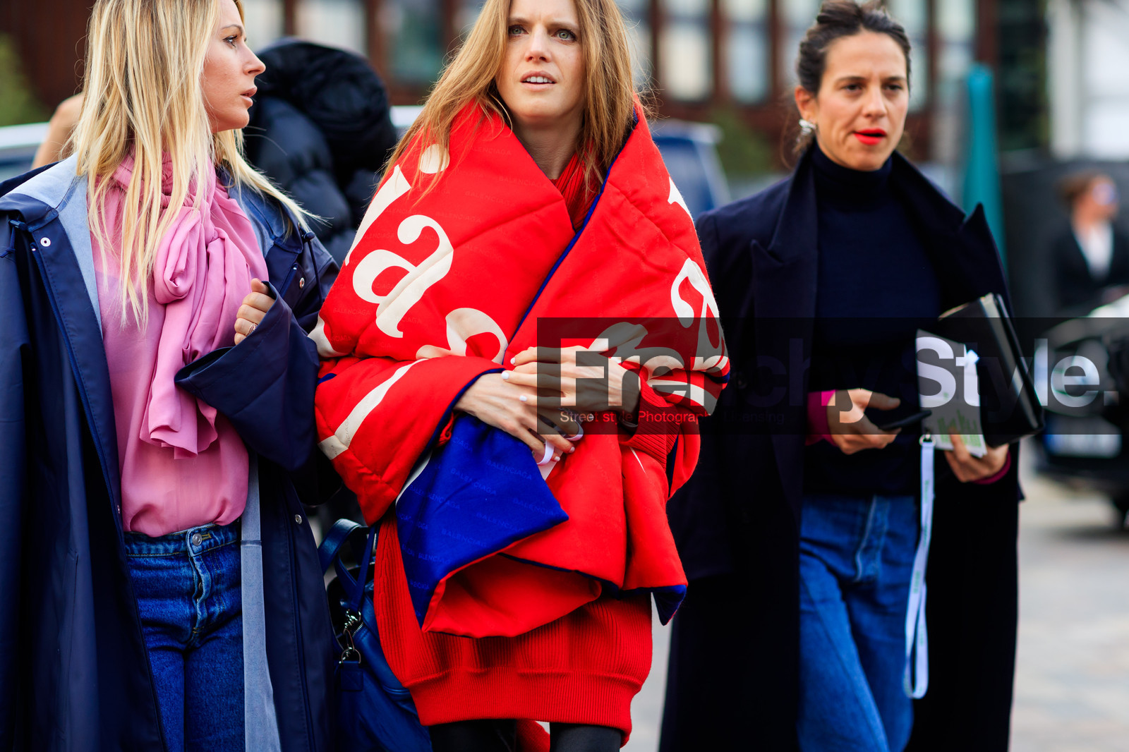 atmosphere details, balenciaga, blue denim, denim pants, detail, fashion week, frenchystyle, FW, horizontal, jeans, jonathan paciullo, leather bag, LFW, LONDON, pascaline smets, pink shirt, printed scarf, red scarf, red sweater, SPRING SUMMER 2018, SS 18, street style, sweater dress, trousers