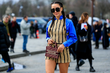 tamara kalinic, blue shirt, plaited hair, dior bag, dior sunglasses, big sunglasses, square shape glasses, beige jumpsuit, black jumpsuit, striped jumpsuit, sleeveless jumpsuit, short jumpsuit, burgundy bag, monogrammed bag, mini bag, hand bag, fashion week, frenchystyle, FW, jonathan paciullo, street style, PFW, PARIS, AUTUMN WINTER 2020-2021, FALL WINTER 2020-2021, FW 20-21, horizontal, detail, atmosphere details