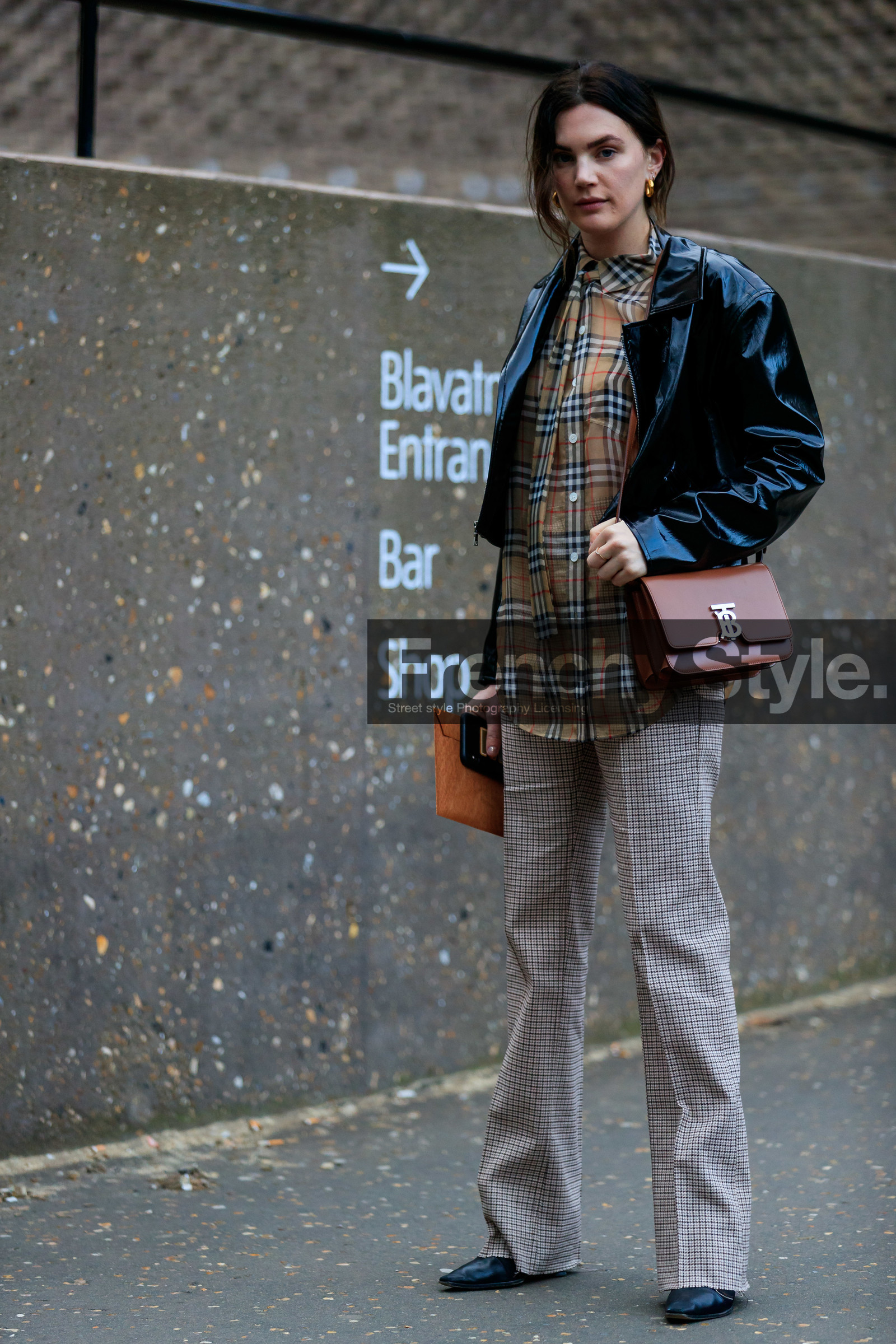 beige pants, beige shirt, black jacket, black shoes, brown bag, burberry, checked, graphic shirt, leather bag, leather jacket, leather shoes, madelynn furlong, plaid, printed shirt, tartan, trousers, LONDON, LFW, fashion week, frenchystyle, FW, jonathan paciullo, street style, AUTUMN WINTER 2019-2020, AW 19-20, FW 19-20, FALL WINTER 2019-2020, vertical, full length