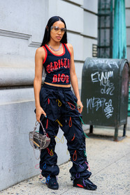 aleali may, alealy, black pants, black shoes, black sneakers, black tank top, christian dior, graphic pants, graphic top, leather bag, leather shoes, metallic bag, necklace, printed pants, printed top, sunglasses, sweatpants, trousers, street style, jonathan paciullo, FW, frenchystyle, fashion week, NEW YORK, NYFW, SPRING SUMMER 2020, SS 20, vertical, full length