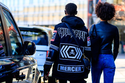 black jacket, black sweater, blue denim, denim pants, graphic jacket, hoodie, jeans, leather jacket, philippe plein, printed jacket, short hair, trousers, street style, jonathan paciullo, FW, frenchystyle, fashion week, LFW, LONDON, AUTUMN WINTER 2018-2019, AW 18-19, FALL WINTER 2018-2019, FW 18-19, horizontal, atmosphere details, detail, model