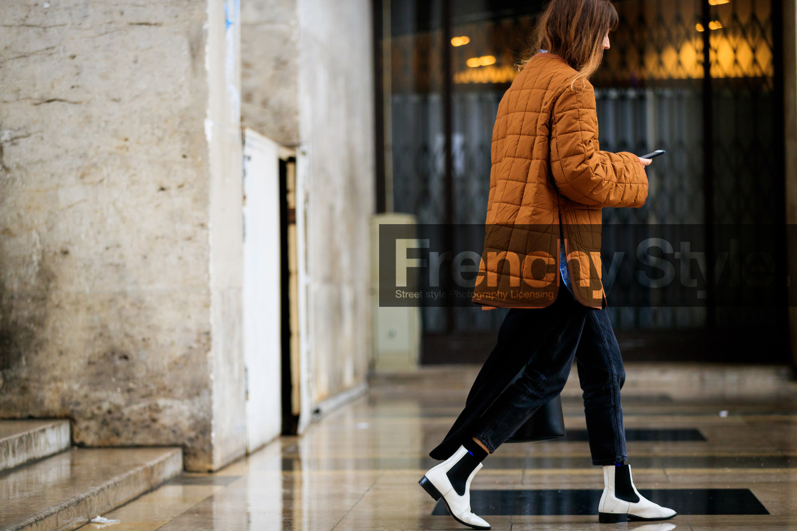 black denim, camel jacket, denim pants, jeans, leather shoes, trousers, white boots, street style, jonathan paciullo, FW, frenchystyle, fashion week, PFW, PARIS, AUTUMN WINTER 2018-2019, FALL WINTER 2018-2019, FW 18-19, horizontal, atmosphere details, brie welch