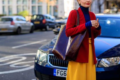 blue sweater, brown bag, leather bag, red jacket, red lips, trousers, yellow pants, street style, jonathan paciullo, FW, frenchystyle, fashion week, LFW, LONDON, AUTUMN WINTER 2018-2019, AW 18-19, FALL WINTER 2018-2019, FW 18-19, horizontal, atmosphere details, detail