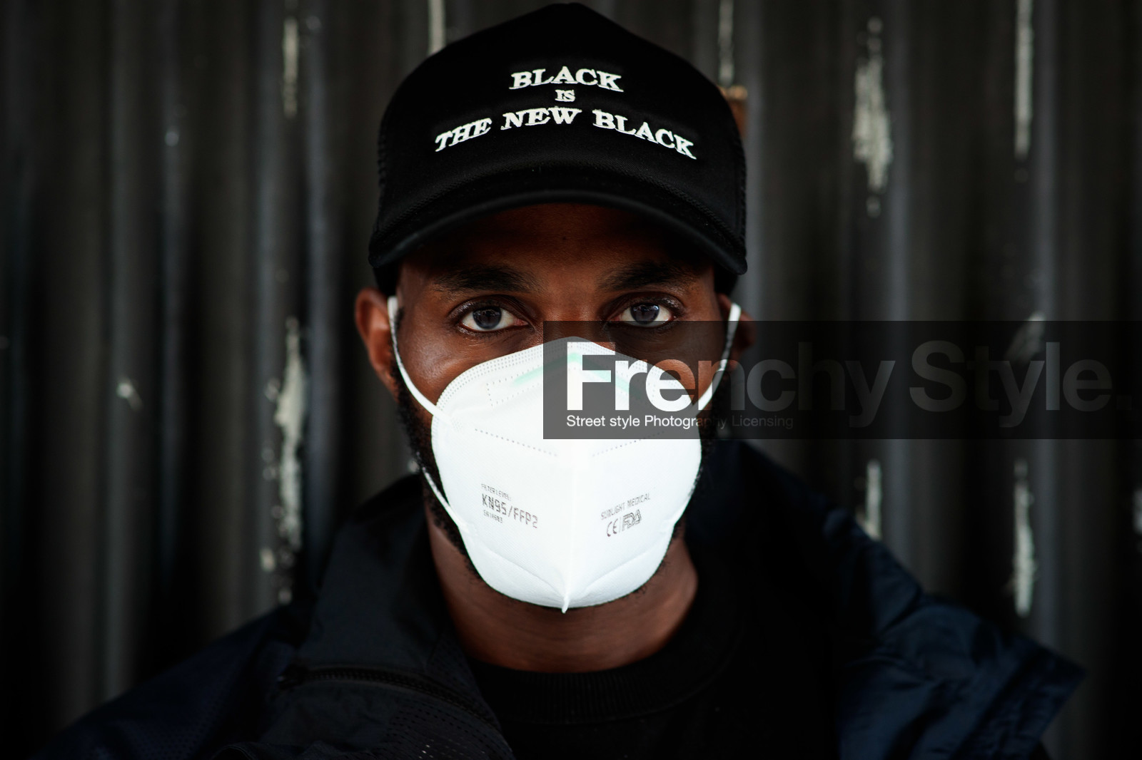 darrel hunter, message cap, covid face mask, fashion week, frenchystyle, FW, jonathan paciullo, street style, PFW, PARIS, SPRING SUMMER 2021, SS 21, horizontal, atmosphere details, detail