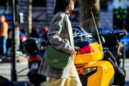 atmosphere details, beige pants, blazer, checked jacket, céline, detail, fashion week, frenchystyle, FW, graphic jacket, green bag, grey jacket, horizontal, jonathan paciullo, leather bag, PARIS, PFW, plaid, printed jacket, SPRING SUMMER 2017, SS 17, street style, sunglasses, tartan, trousers, yellow pants