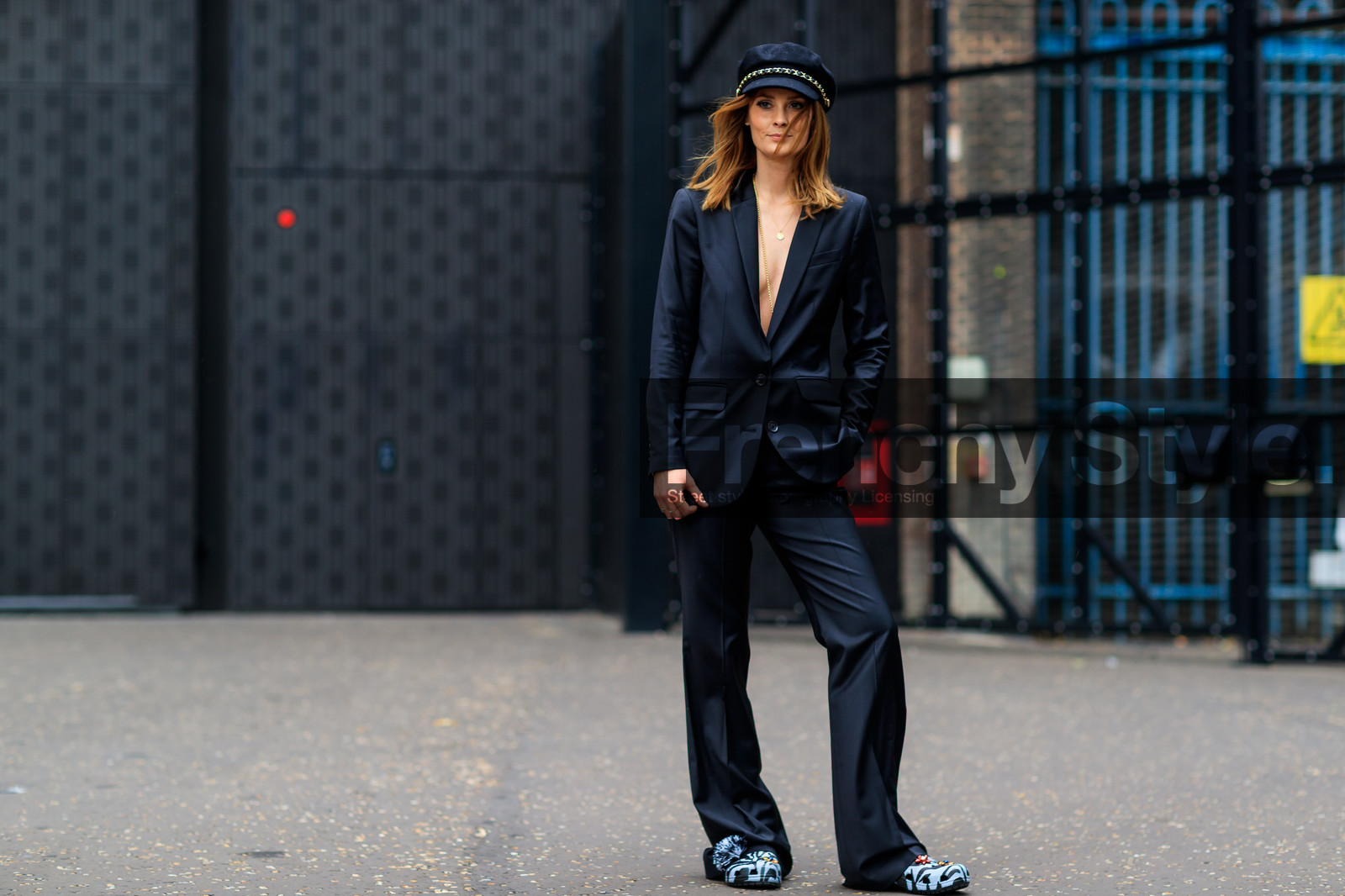 atmosphere details, black cap, black jacket, black pants, black suit, blazer, fashion week, frenchystyle, full length, FW, horizontal, jonathan paciullo, leather shoes, LFW, LONDON, printed shoes, SPRING SUMMER 2018, SS 18, street style, trousers