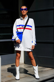 blue bag, graphic jacket, leather bag, leather shoes, oversize, printed jacket, sunglasses, white boots, white sweater, street style, jonathan paciullo, FW, frenchystyle, fashion week, MFW, MILAN, SPRING SUMMER 2019, SS 19, vertical, full length