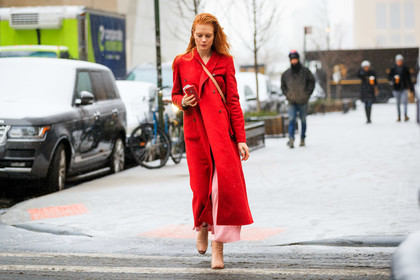 high heels, leather shoes, pink boots, red coat, red head, street style, jonathan paciullo, frenchystyle, NYFW, NEW YORK, AUTUMN WINTER 2019-2020, AW 19-20, FALL WINTER 2019-2020, FW 19-20, FW, fashion week, atmosphere details, horizontal, full length