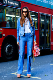 AUTUMN WINTER 2017-2018, AW 17-18, blue denim, bow collar, denim jacket, denim pants, Doina Ciobanu, FALL WINTER 2017-2018, fashion week, frenchystyle, full length, FW, FW 17-18, gucci, high heels, jeans, jonathan paciullo, leather bag, leather shoes, LFW, LONDON, pink shoes, red bag, street style, sunglasses, trousers, vertical, white shirt
