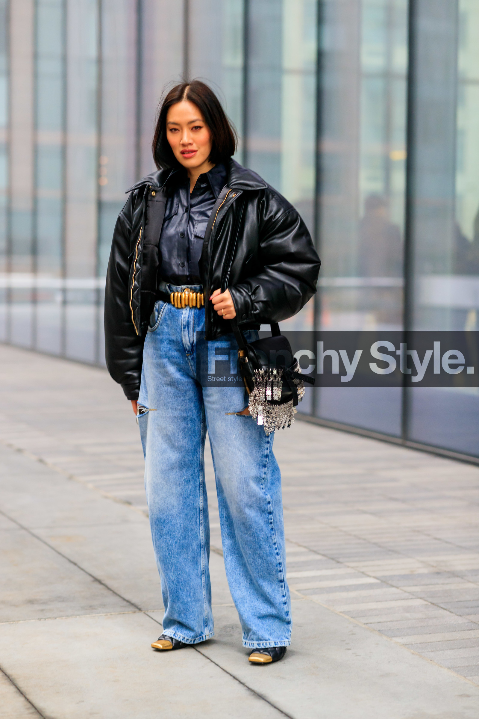 Tiffany Hsu, black leather coat, black leather shirt, black leather belt, black leather bag, golden buckle belt, loewe bag, strassed bag, down jacket, light blue jeans, flare jeans, black leather shoes, quilted shoes, golden shoes, high waist jeans, belted pants, cropped coat, fashion week, frenchystyle, FW, jonathan paciullo, street style, NYFW, NEW YORK, AUTUMN WINTER 2020-2021, FALL WINTER 2020-2021, FW 20-21, vertical, full length