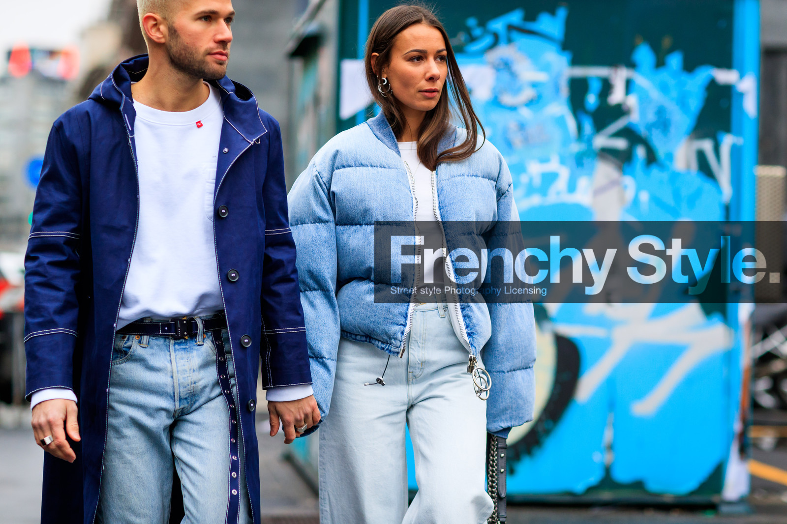 black belt, blue coat, blue denim, blue jacket, denim jacket, denim pants, down jacket, dyed hair, jeans, trousers, white t shirt, fashion week, frenchystyle, FW, jonathan paciullo, street style, MFW, MILAN, AUTUMN WINTER 2018-2019, FALL WINTER 2018-2019, FW 18-19, horizontal, atmosphere details, alice & j.s
