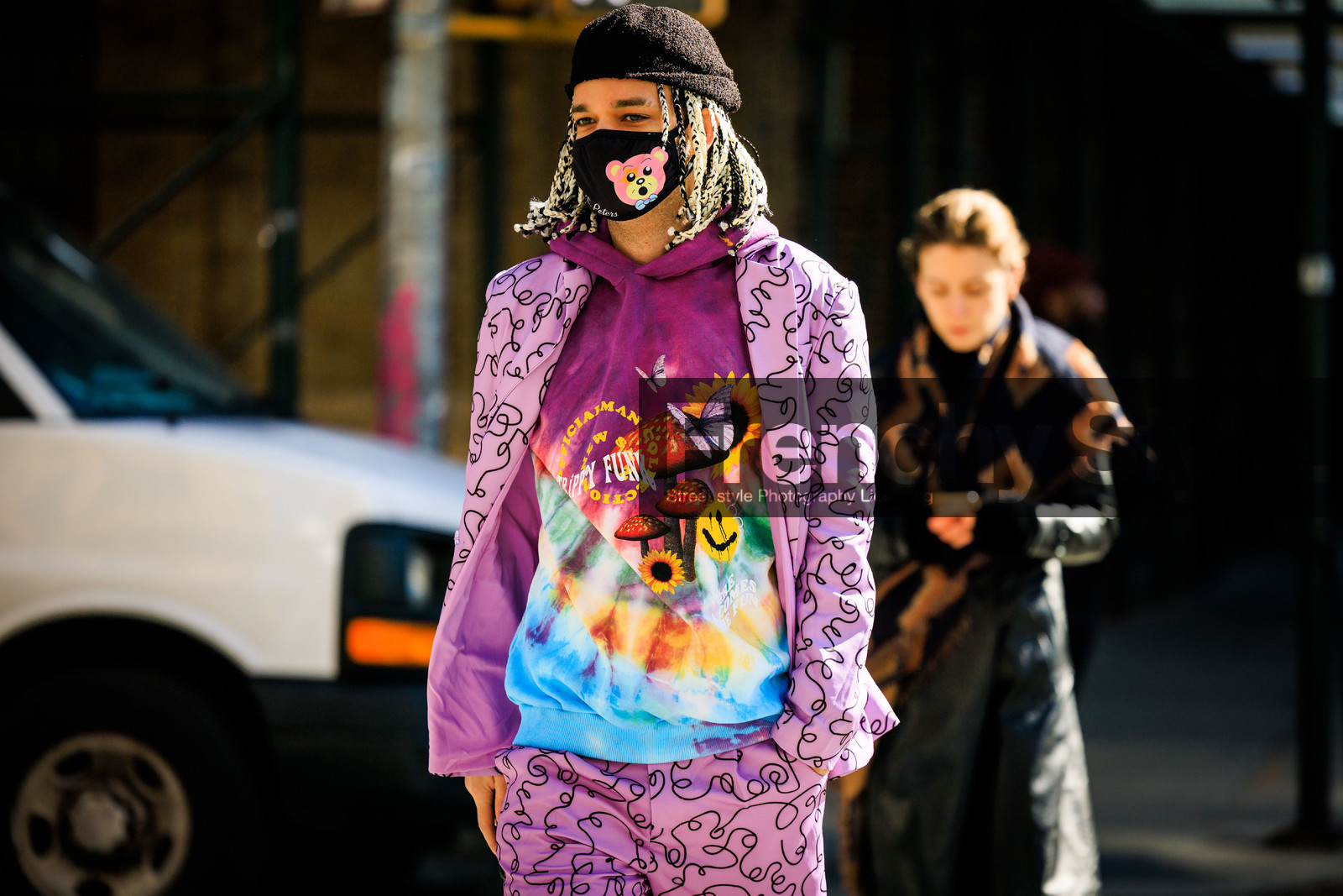 black beanie, purple printed suit, printed purple suit, printed motif purple hoodie, teddy face mask, fashion week, frenchystyle, FW, jonathan paciullo, street style, NYFW, NEW YORK, AUTUMN WINTER 2022-2023, FALL WINTER 2022_2023, FW 22-23, atmosphere details, horizontal