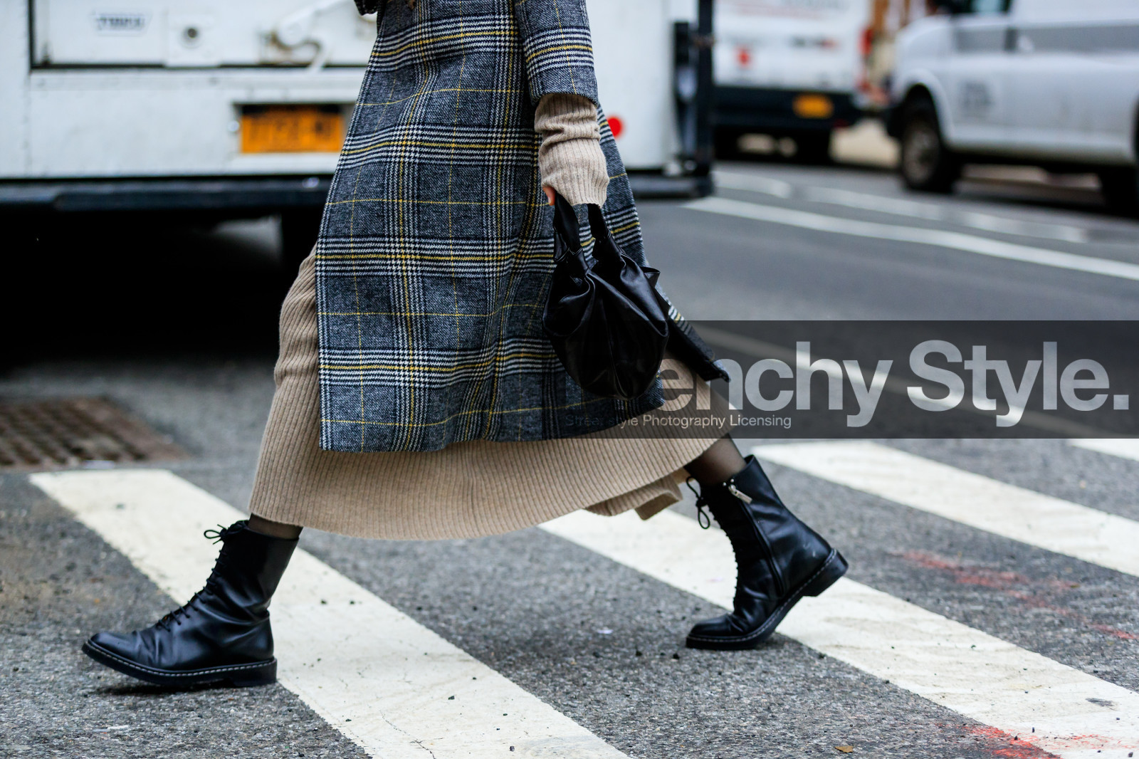 beige dress, black bag, black shoes, checked, graphic jacket, knit dress, leather bag, leather shoes, plaid, printed jacket, street style, jonathan paciullo, FW, frenchystyle, fashion week, NYFW, NEW YORK, AUTUMN WINTER 2018-2019, AW 18-19, FALL WINTER 2018-2019, FW 18-19, atmosphere details, horizontal, detail, laura margaret stoloff