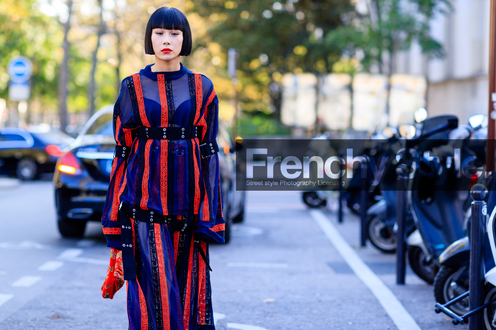 atmosphere details, detail, fashion week, frenchystyle, FW, geometric, graphic jumpsuit, horizontal, jonathan paciullo, mademoiselle yulia, PARIS, PFW, printed jumpsuit, red bag, red jumpsuit, sacai, see through, SPRING SUMMER 2017, SS 17, street style, striped jumpsuit, stripes