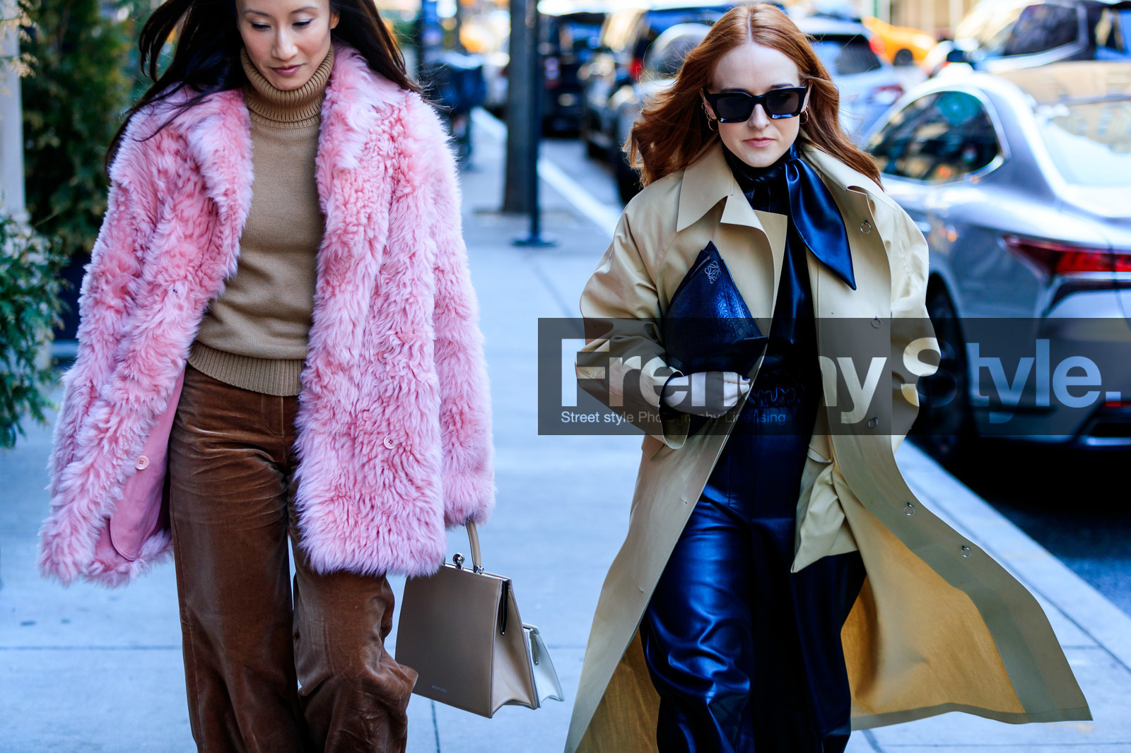 beige bag, beige coat, beige knit, black bag, black pants, black top, black turtleneck, blazer, blue bag, blue hair, blue jacket, bow, brown pants, dyed hair, fur jacket, leather bag, leather pants, leather top, loewe, pink fur, pink jacket, sunglasses, trousers, varnished leather shoes, velvet, white jacket, white skirt, street style, jonathan paciullo, frenchystyle, NYFW, NEW YORK, AUTUMN WINTER 2019-2020, AW 19-20, FALL WINTER 2019-2020, FW 19-20, fashion week, FW, atmosphere details, horizontal, detail