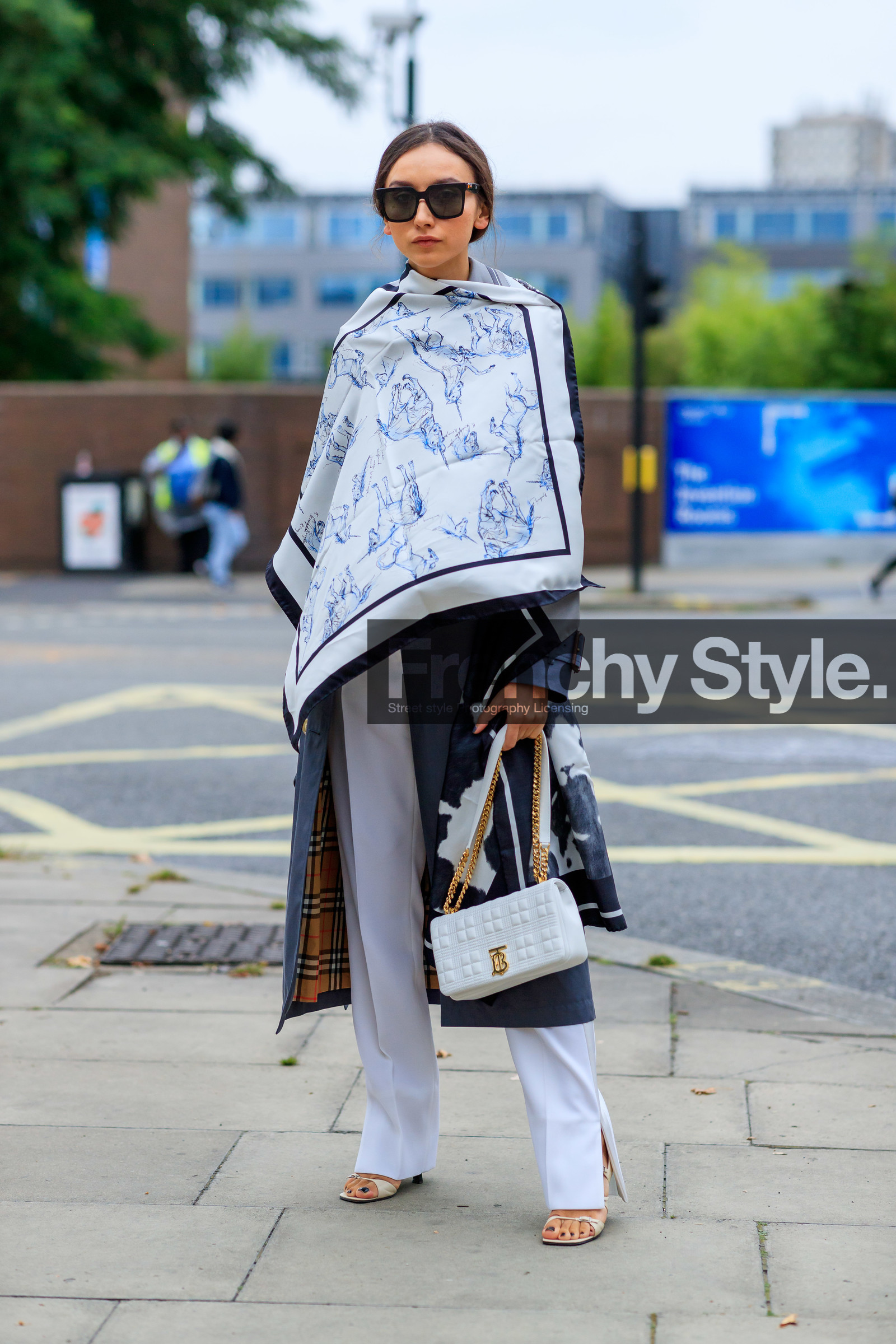 beatrice gutu, monogrammed scarf, animal printed scarf, burberry scarf, printed scarf, silk scarf, burberry trench coat, burberry total look, burberry bag, blue trench coat, white pants, white leather bag, quilted bag, chain strap bag, celine sunglasses, black sunglasses, white leather sandals, fashion week, frenchystyle, FW, jonathan paciullo, street style, vertical, full length